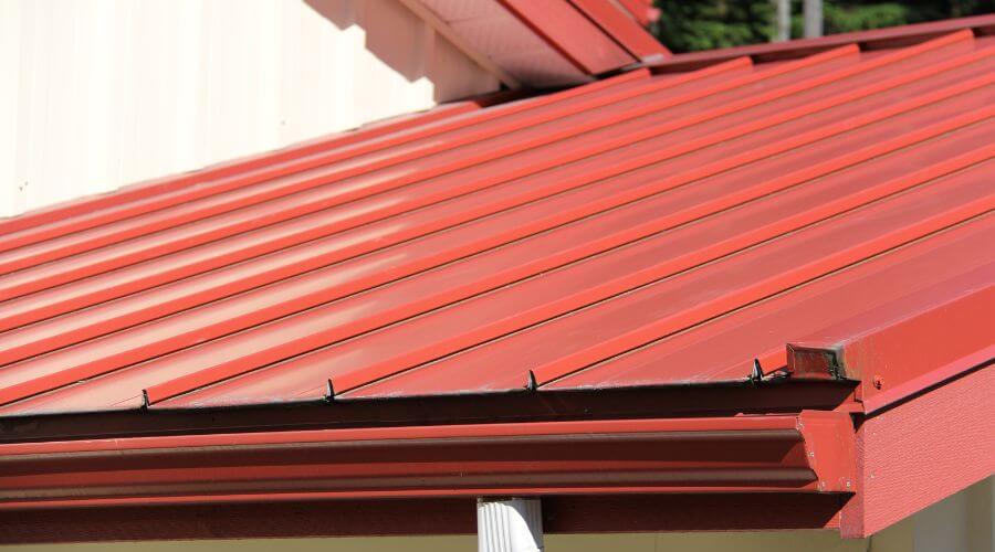 Professional gutter cleaning services in Reklaw, TX
